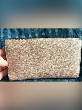 Kate Spade Veronica slim bi fold Pebbled Leather Wallet - ballet pink outside